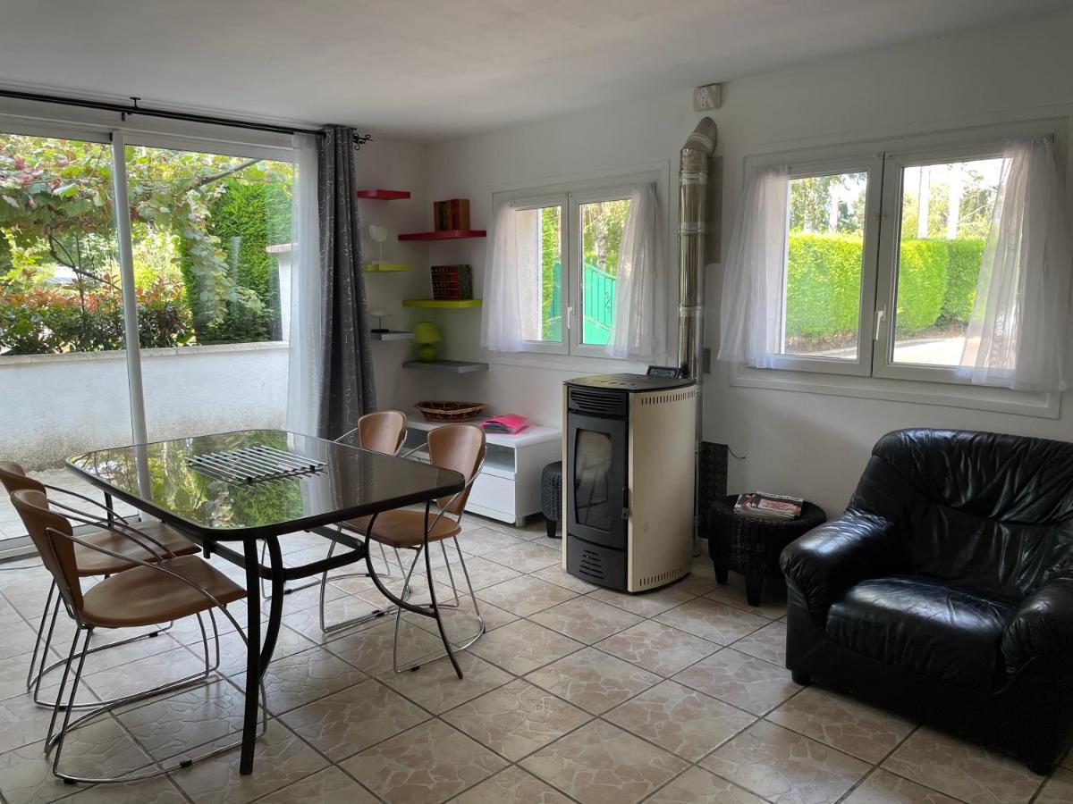 Agreable Maison Entre Zoo Et Chateaux Le Controis-en-Sologne Exterior foto